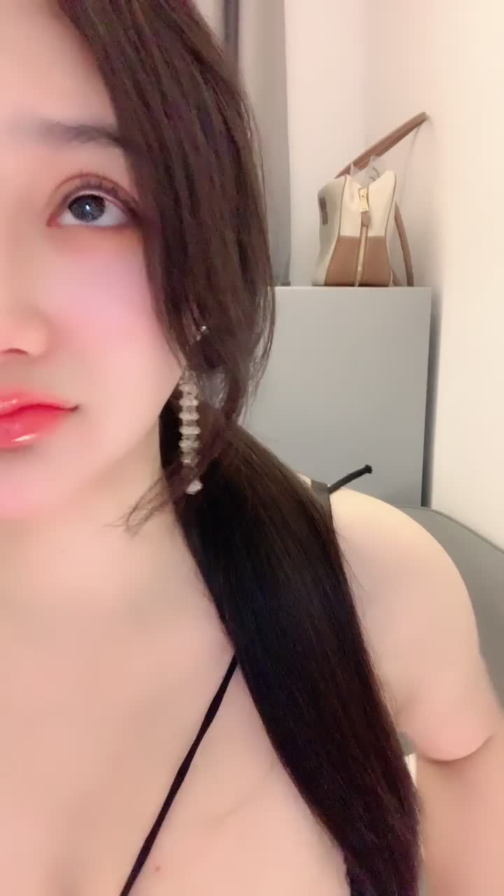 九头身极品御姐！【175车模小雨】漂亮巨乳翘臀美逼超诱人