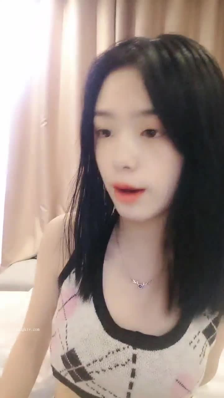 #18岁梦涵 #萝莉 #可爱 #群P #精选黄播