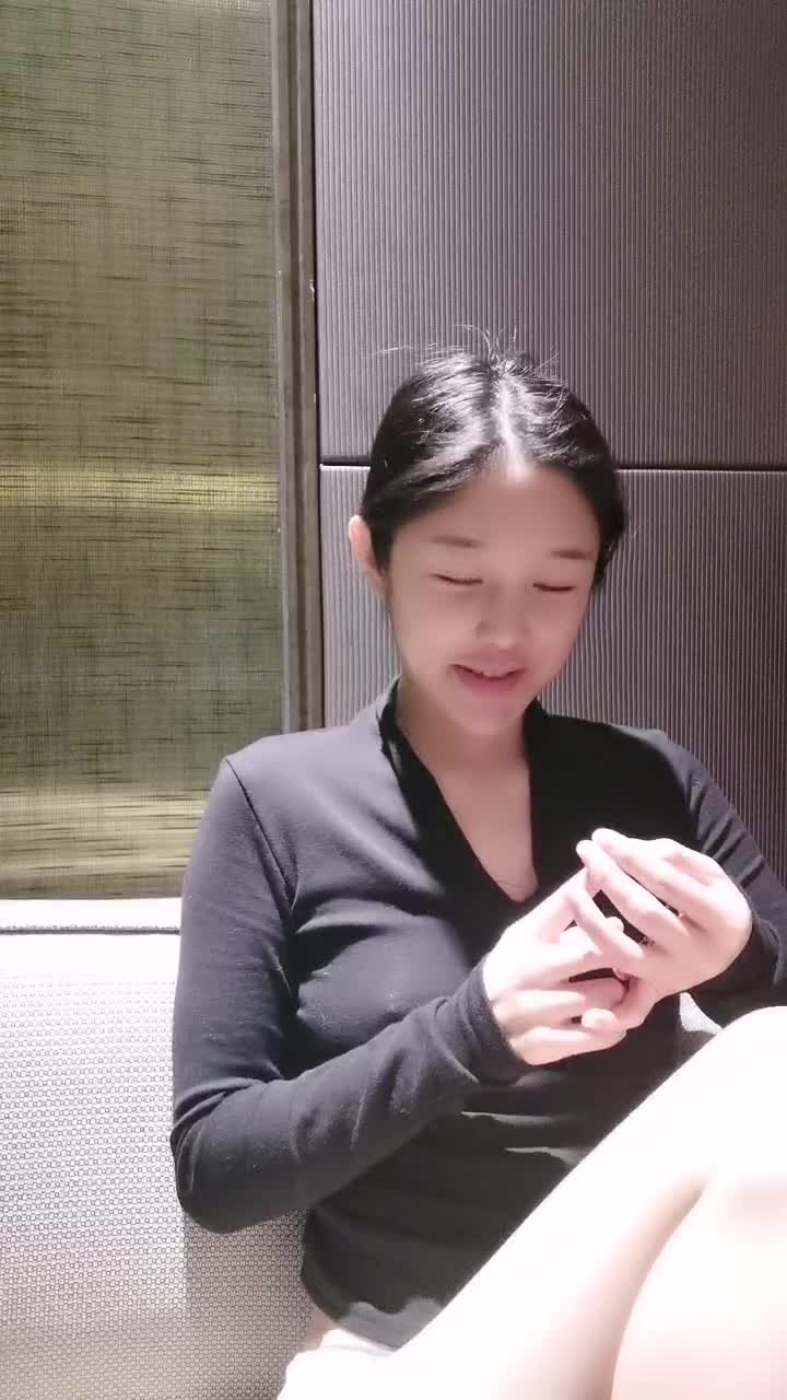 #嗯九 #颜值 精选黄播 #反差 #自慰 #美乳
