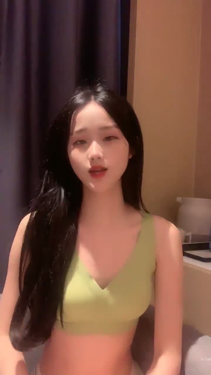 #舞蹈老师 开房泄密 身材不错 频道 @simi2025