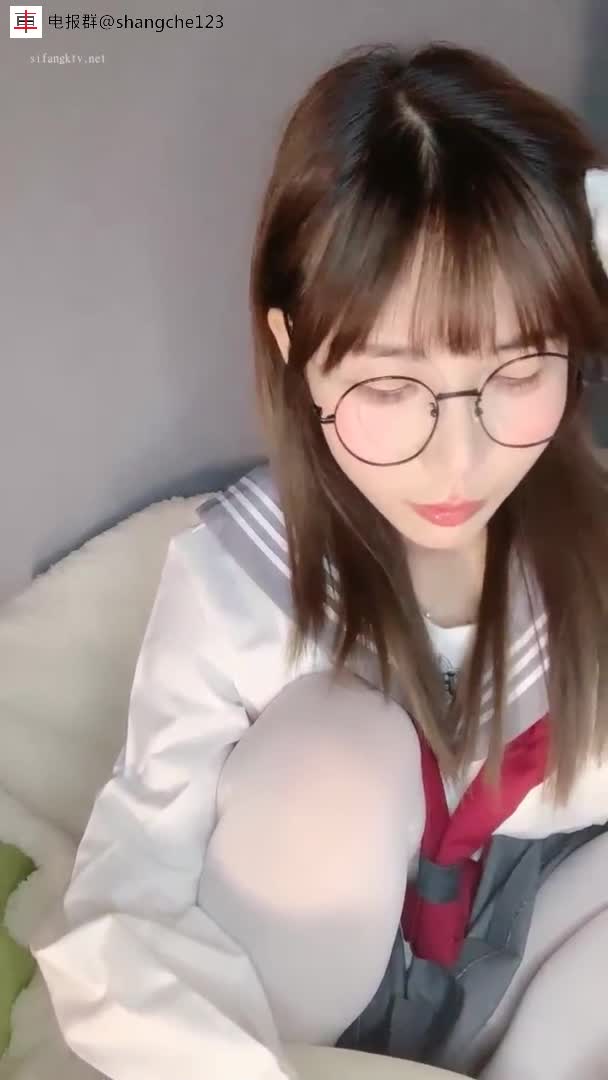 #吐槽牙膏 #小迷糊哟 #萝莉 #反差 #可爱