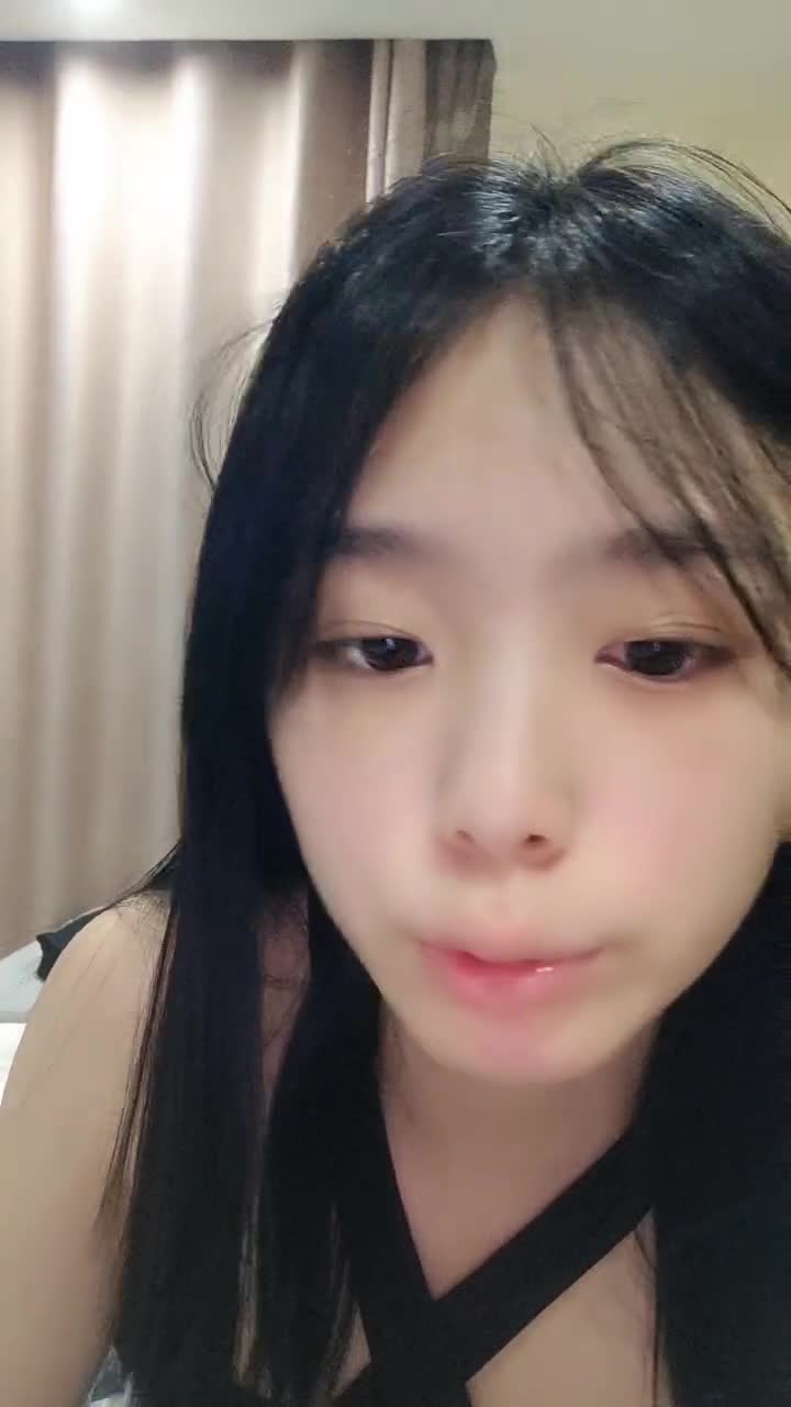 #18岁梦涵 #萝莉 #可爱 #群P #精选黄播