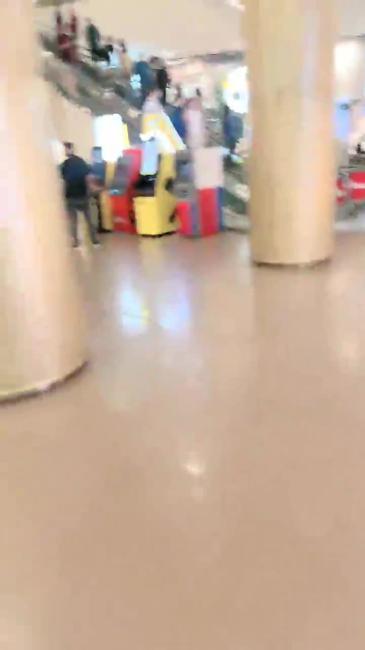 【户外露出]主播 中东 俄罗斯 乌克兰 频道 @simi2025