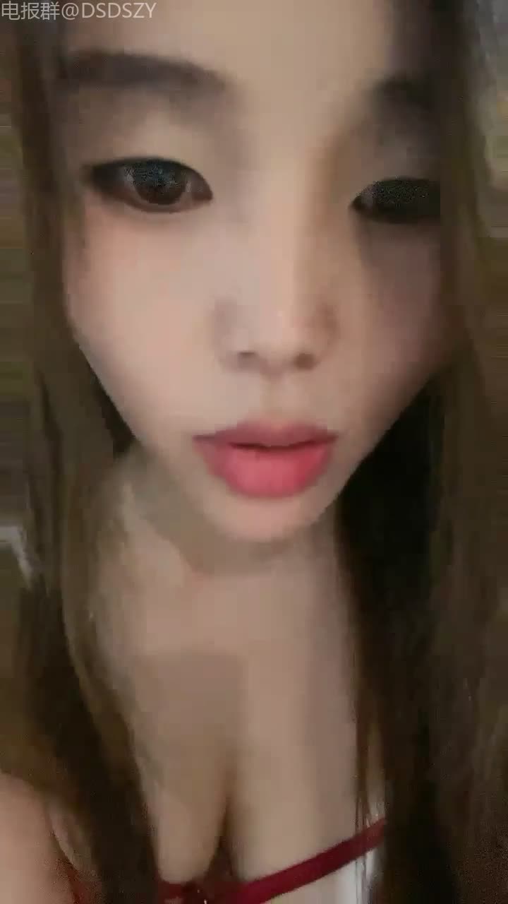 黄色战袍校花女神「甜奶汐」，让人梆硬的身材，一看就是个淫妇，白虎馒头逼，不干个几个小时满足不了！【第七弹