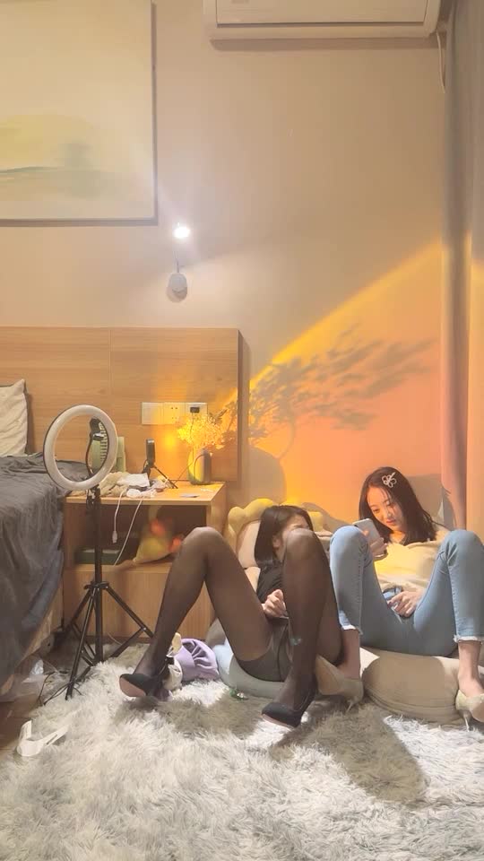 #不良人 #贫乳 #双飞 #颜值 #可爱