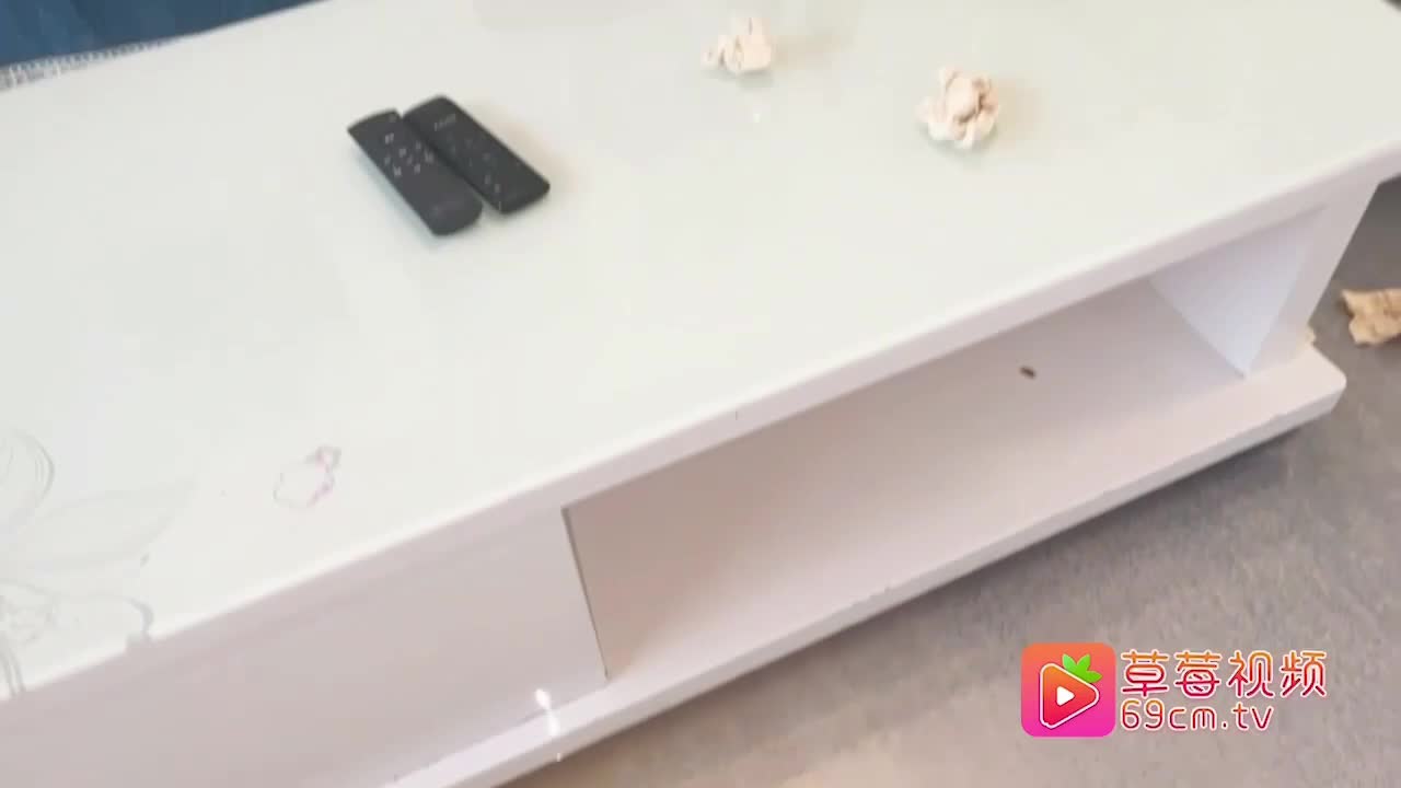 #剧情 #强奸 #强迫性感黑丝老师家访惨遭家长胁迫爆操 频道 @simi2025