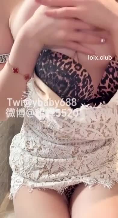 #貂蝉 #反差 #弹唱 #可爱 #嫩穴 #炮机