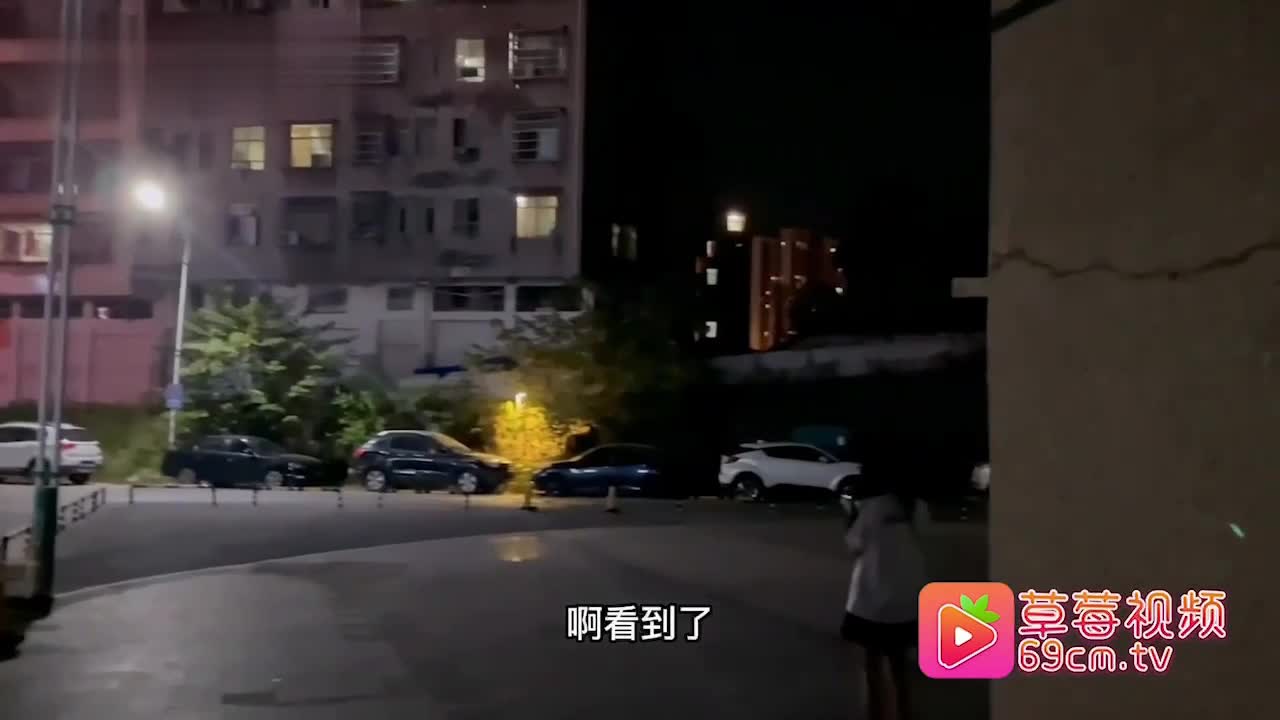 作者：不见星空 面基叛逆期萝莉少女无毛白虎 频道 @simi2025