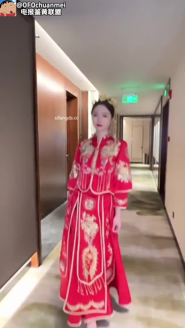作者：梦心玥秀人网网红模特女神 大尺度剧情模拟啪啪福利写真 洞房花烛夜 频道 @simi2025