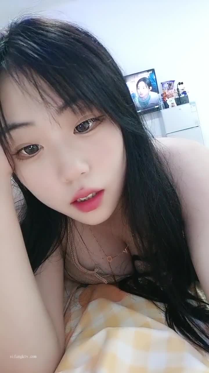#00后超级胸 #反差 #可爱 #萝莉 #精选黄播