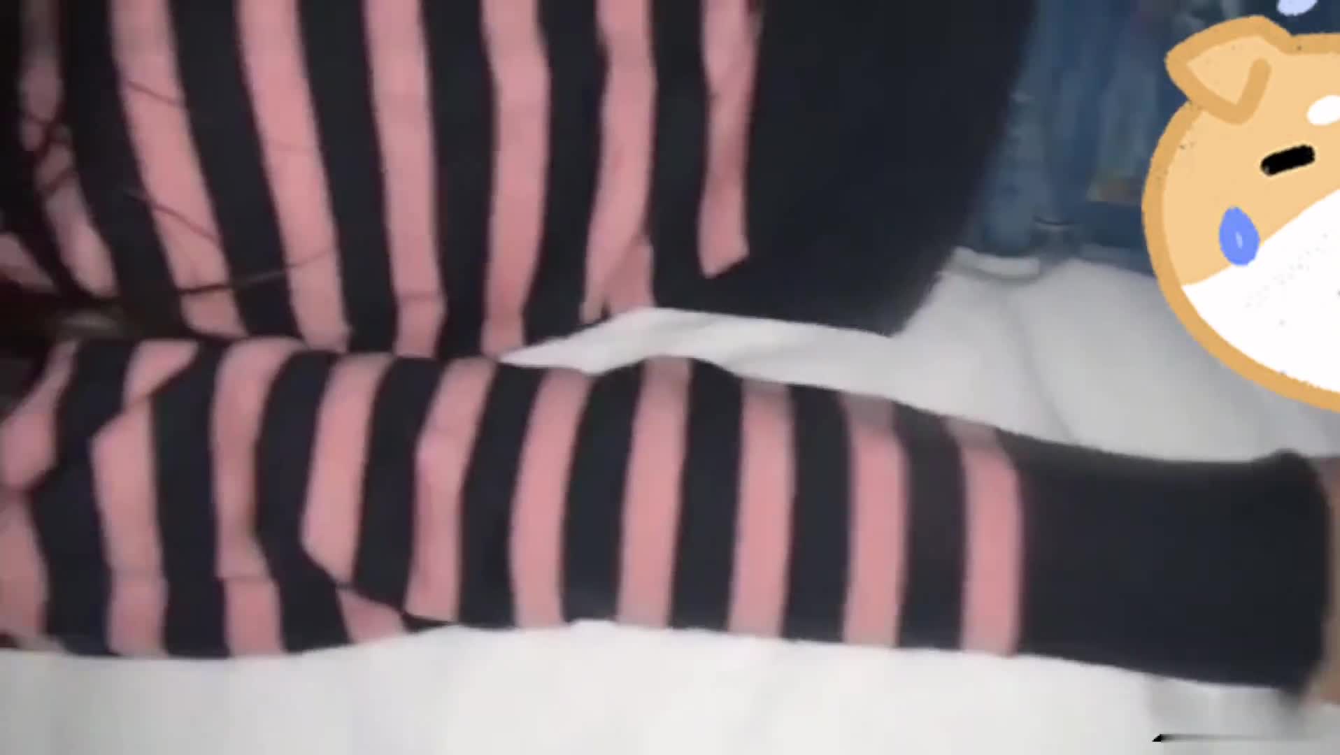 #强奸 #迷奸 被迷奸的小姐姐，各种玩弄后淫水泛滥，及时舔干净