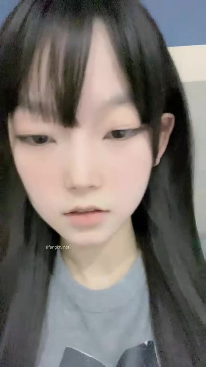 #初月 #萝莉 #反差 #颜值