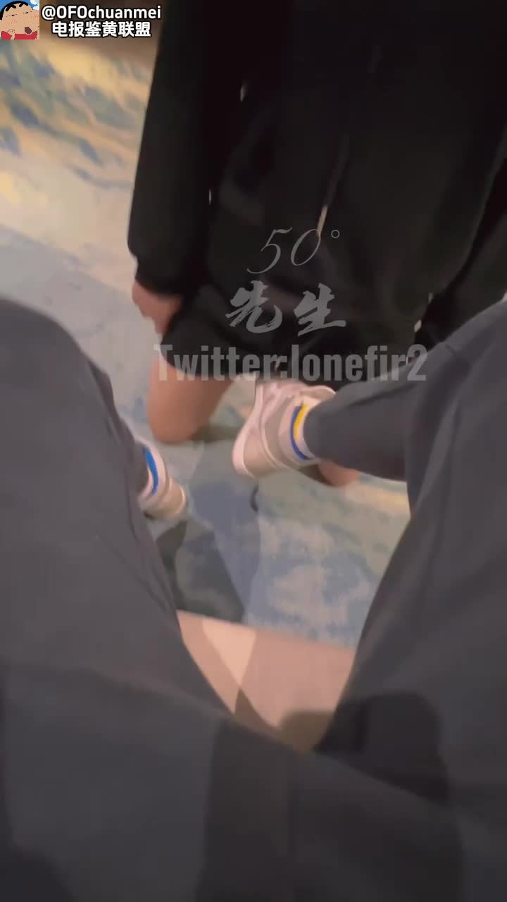 花式暴力SM调教女奴，群P插针喝尿露出各种花样#调教 #SM #母狗学妹