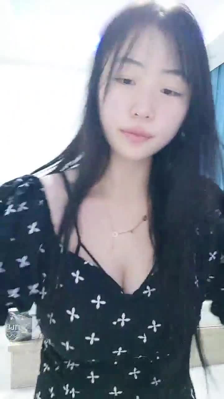 #00后超级胸 #反差 #可爱 #萝莉 #精选黄播