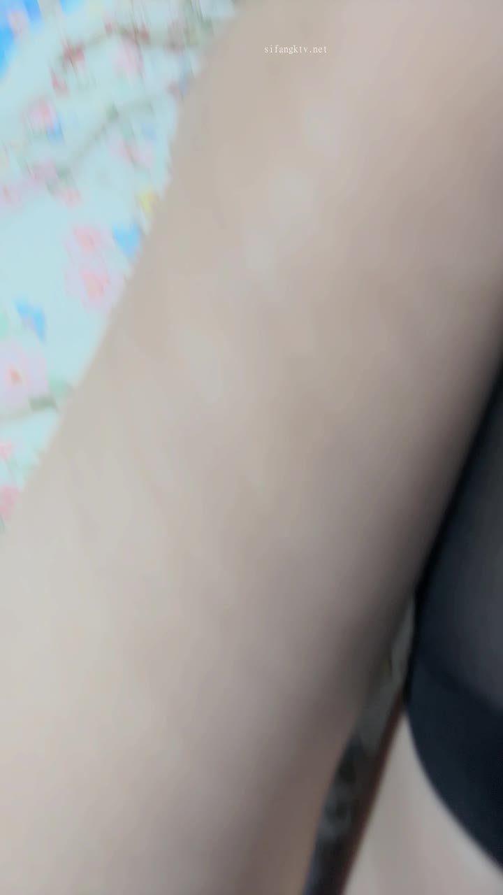 #少萝没人爱 #萝莉 #反差 #精选黄播 #狗笼
