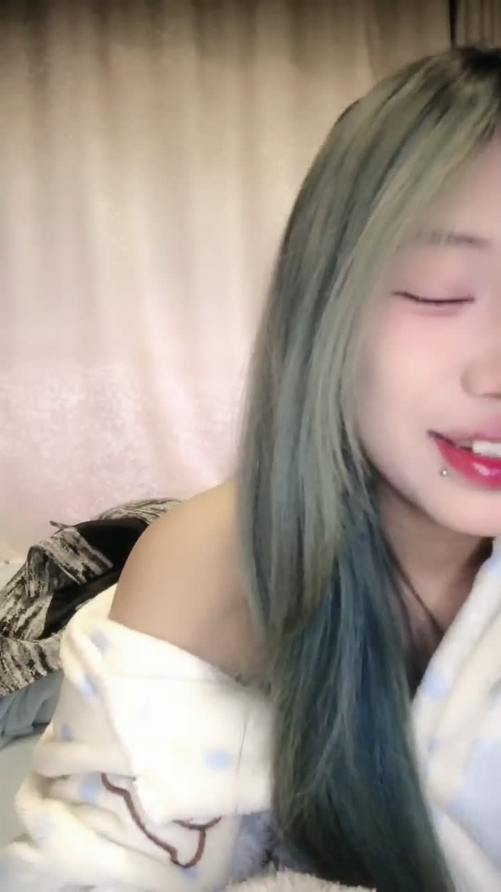 #内向小土豆 #椰椰呐 #反差 #精选黄播 #自慰