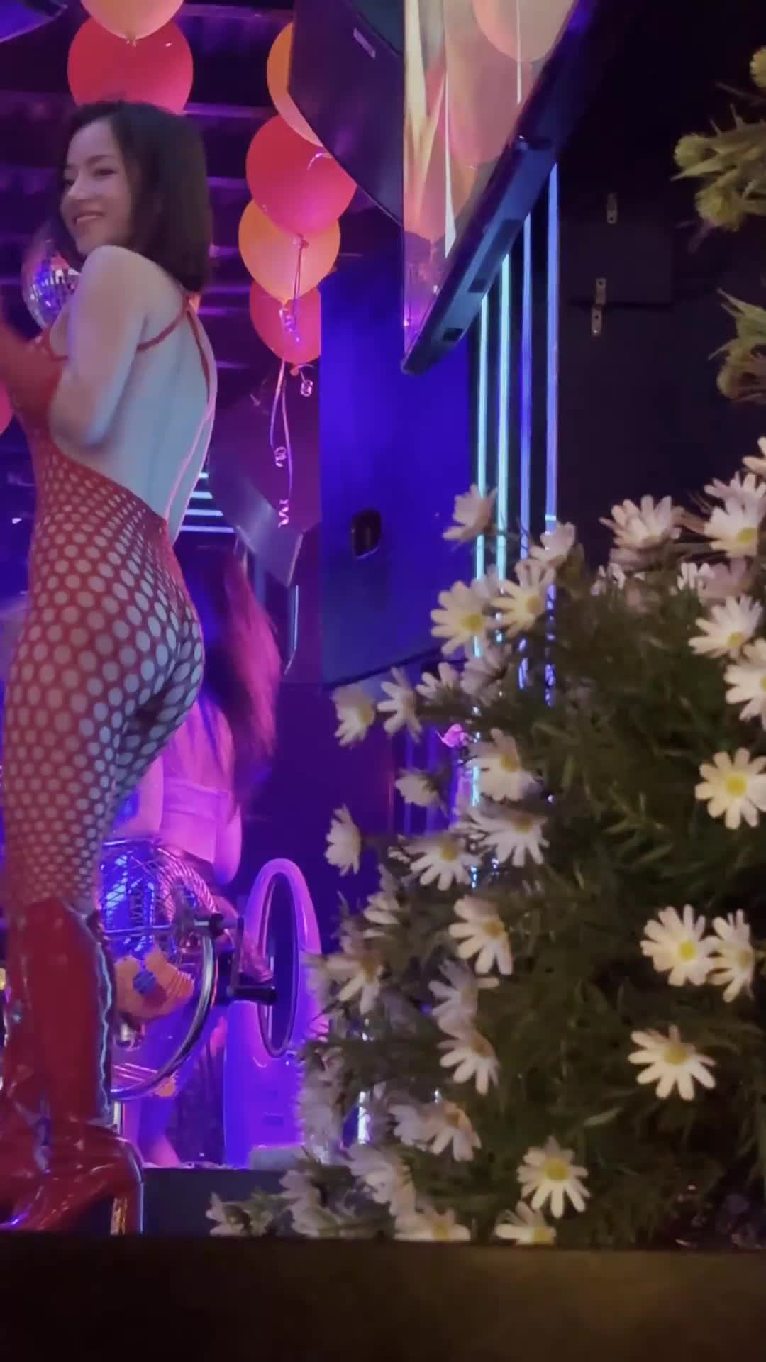 #越南夜店 #艳舞 #裸舞