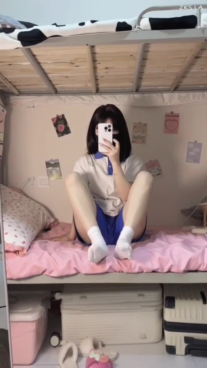 #女大 #足控