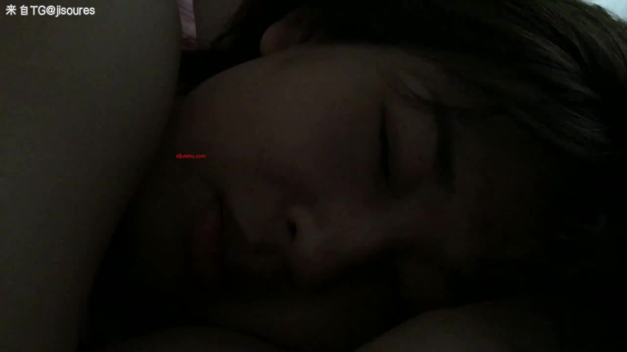 云盘泄密小姑娘被男友用手玩穴至高潮, 大哥冲刺的时候杀气腾腾, 笑死#自拍 #自慰 #情侣 #泄密