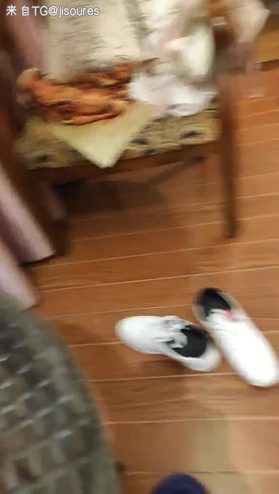 #国产精品 #调教 网友开发人妻全过程备注网友开发33岁的中年人妻, 从吃饭、聊天, 到上床激情. 一步步卸下心防, 负距离接触. 其实, 开发女S、女M, 方式趋同, 无非就是在过程中, 让对方同时接受并享受SM的乐趣