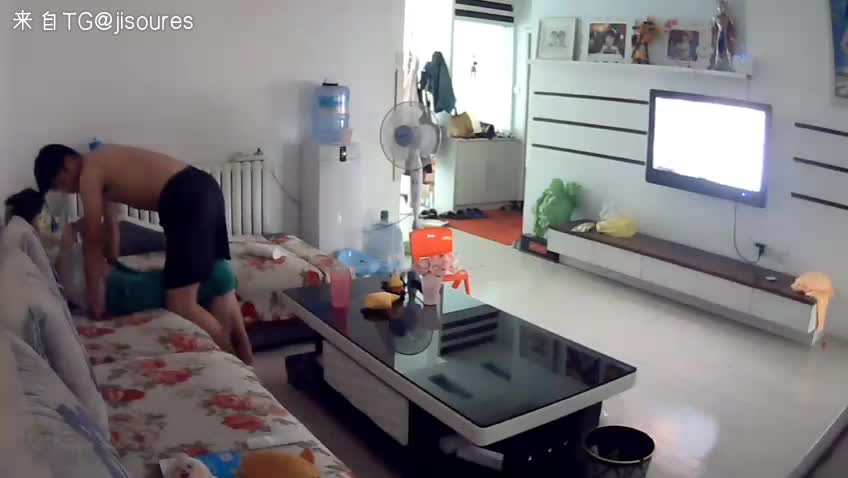 爸妈做爱, 后面儿子回来了