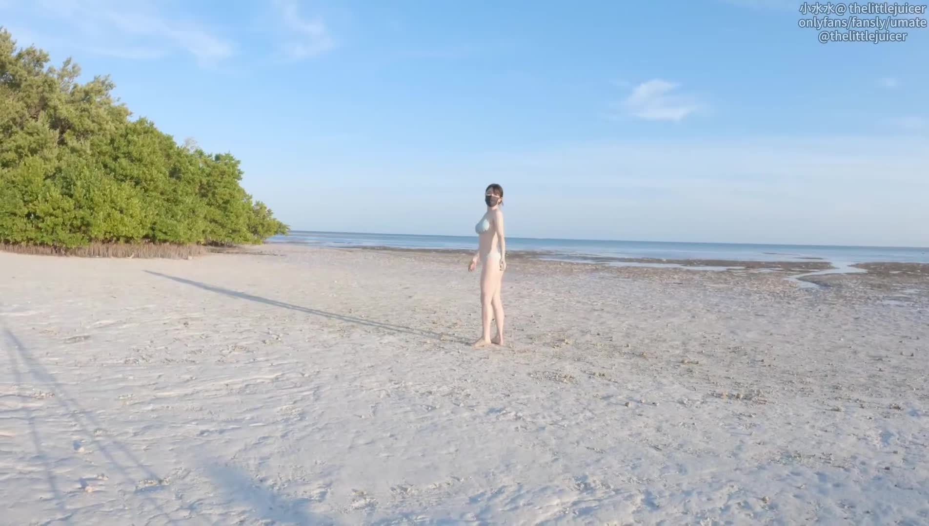 #小水水 #thelittlejuicer #福利姬极品巨乳反差婊 双女互摸自慰喷水