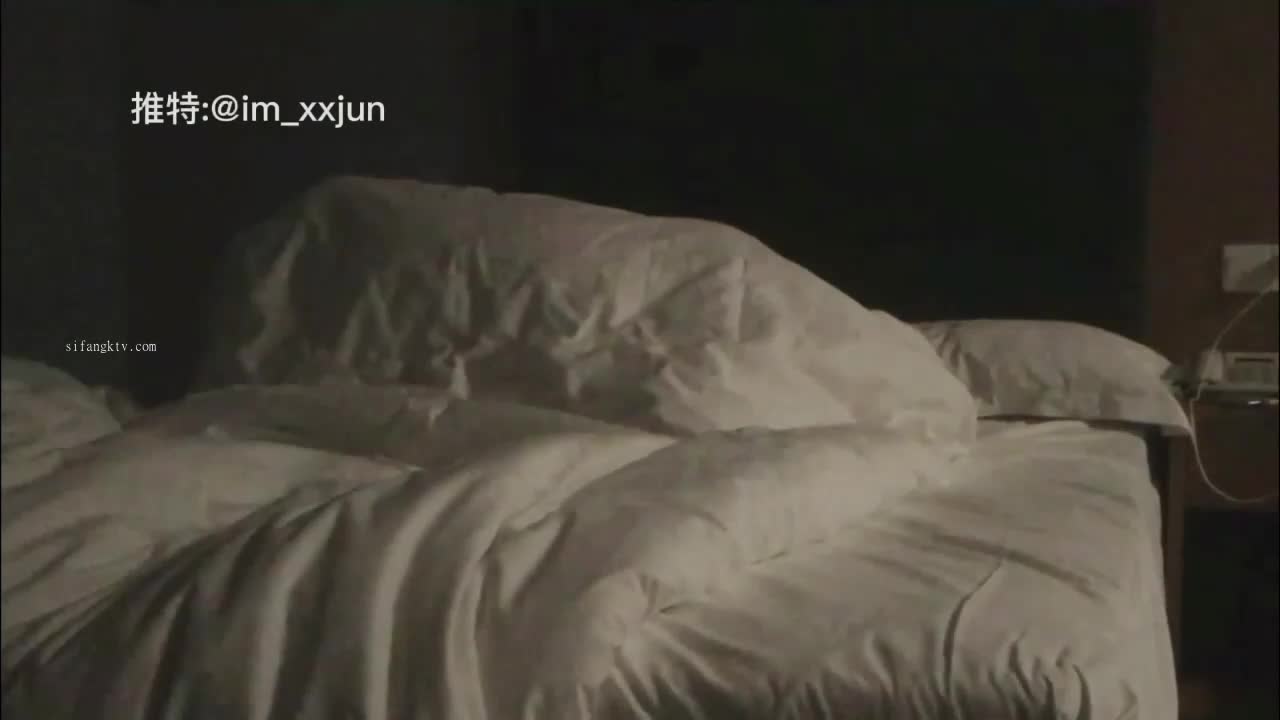 ️一根大屌操遍无数萝莉! 推特约炮大神腹肌猛男XX君 无套内射健身教练 巨乳嫩妹 美术学妹合集1