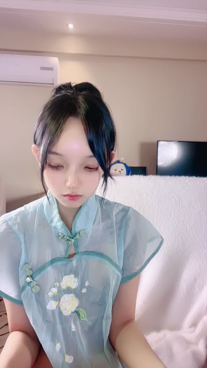 #鬼鬼啊 #跳蛋 #裸舞 #精选黄播 #可爱