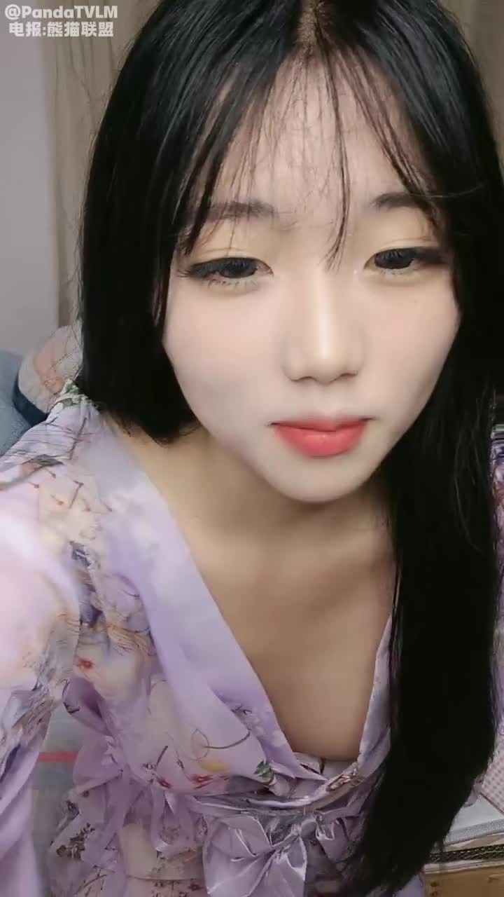 学生妹刚下海 06年小甜甜 清纯漂亮小仙女 白花花的裸体骤然出现 好美超赞