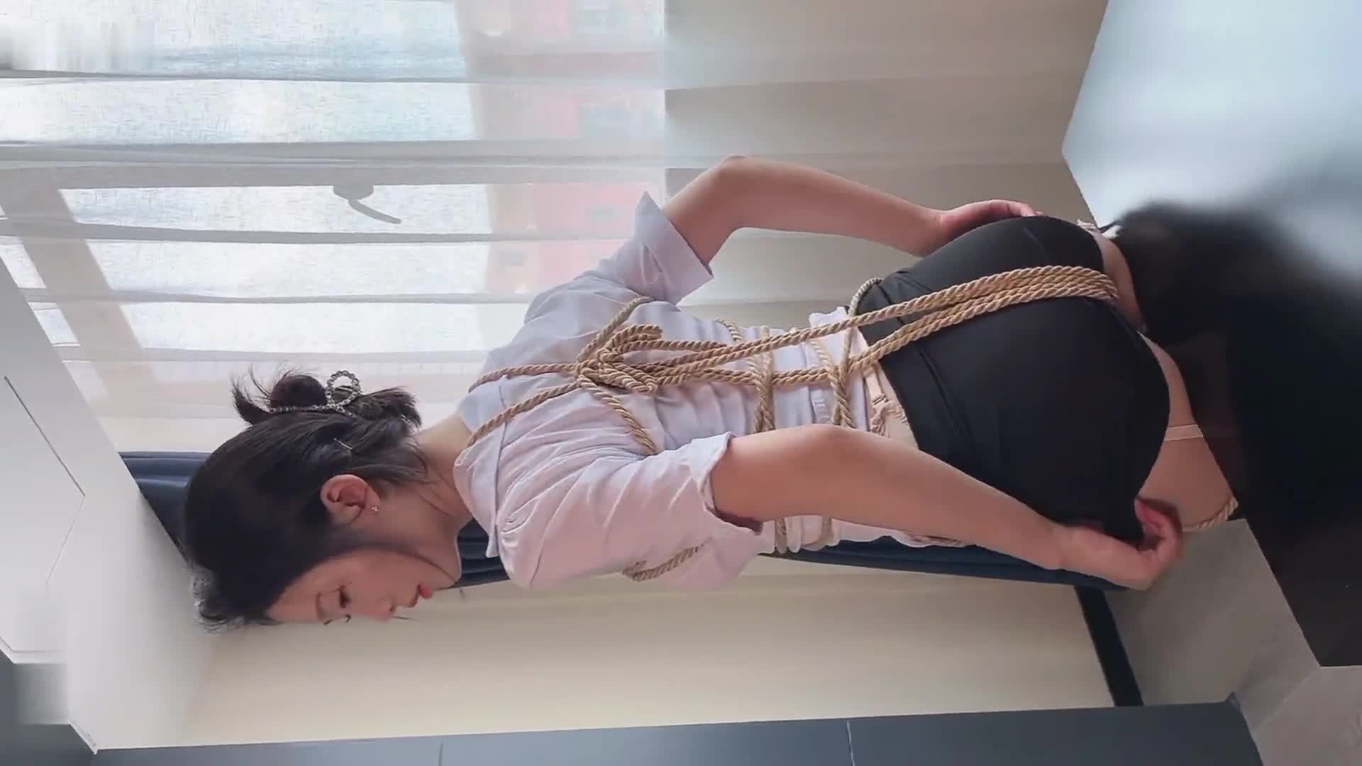 2【网黄】抖娘利世-捆绑秘书待茎佳阴自慰诱惑#名人 #网黄