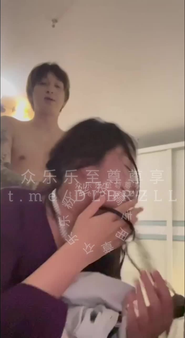 收费群粉丝 牛战士 投稿，露脸精选，炮王全国寻操多年约炮整理-满背纹身女模特,妹子不愿被拍反抗激烈