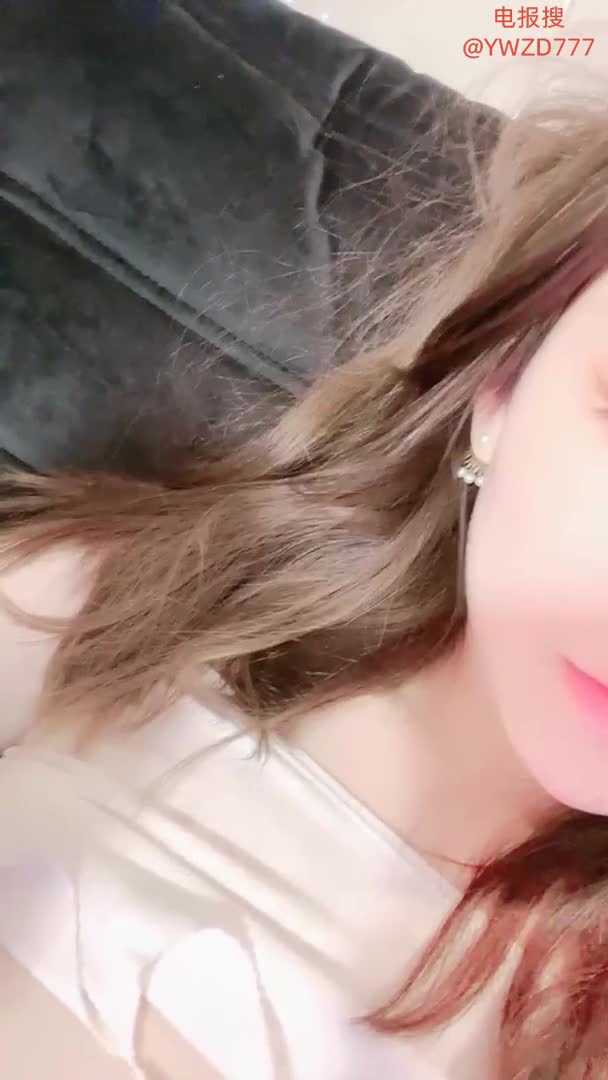 精选视频  成都超级粉嫩萝莉妹子 超粉小穴 无限展示炫耀自己的小穴 确实很稚嫩 自己蹂躏呻吟~ #少女 #粉嫩 #福利姬 #极品 #黑丝