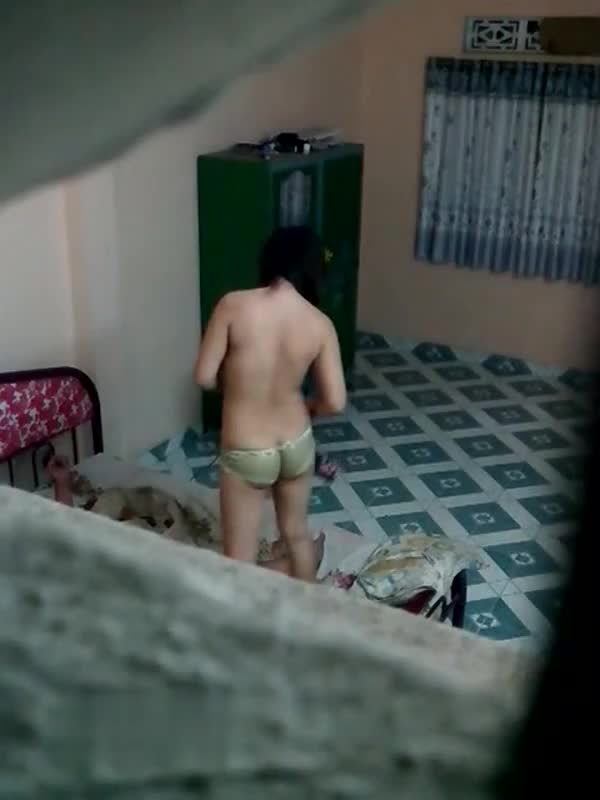 超正角度盜錄隔壁膚白奶大妹與男友纏綿性愛 #偷拍 #情侣 #良家