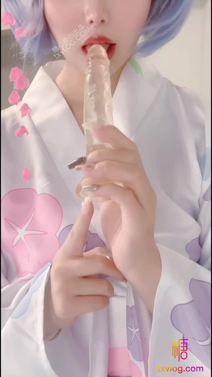 作者: #小晗喵出处: #糖心Vlog标签: #福利姬 #国产 #自慰 #cosP1原神 八重神子 P2原神 甘雨p3王者荣耀 西施 p4 不知道, 看评论区p5原神 刻晴p6王者荣耀 瑶p7 从零开始的异世界 雷姆新增7v (重新补充完整了, 应该没有新的了, 作者已退坑)