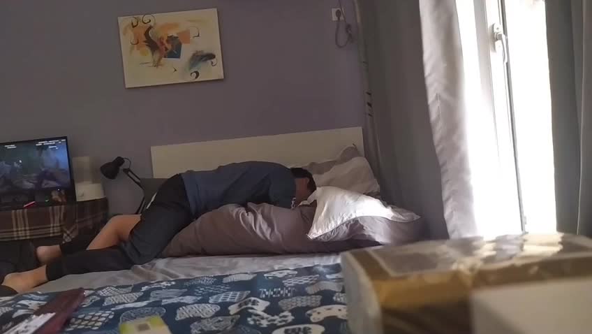 破处现场, 她哭了, 哭的撕心裂肺, 终于被操了, 这种感觉真他妈的爽, 之后没人敢再说你是处女