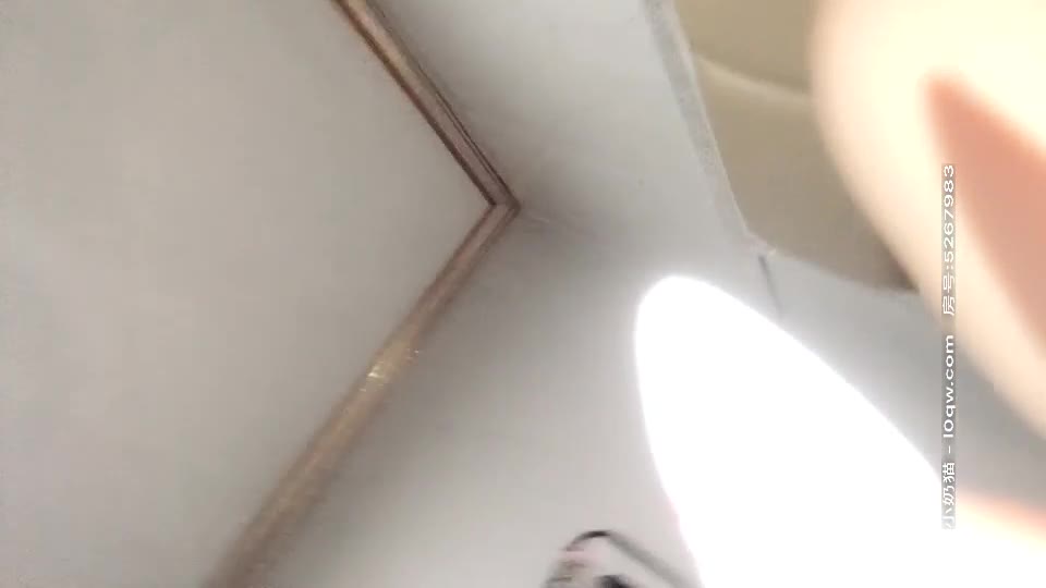 嫩嫩滑滑_自慰_20201029