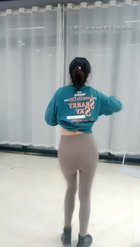 格格不入身_艳舞 自慰_20210302