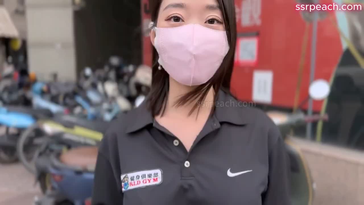 SSRPeach】台湾清华大学外文系臀后健身教练「Ellie」OF剧情私拍，健身女教练为了业绩，不惜牺牲了身体证明课程品质
