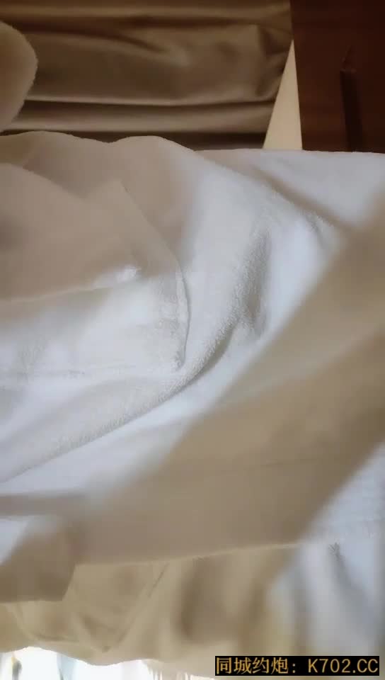 【小东小东探花】，小陈总坐镇，爱徒继续约外围，极品JK美少女，黑丝沙发视角，啪啪后入白皙翘臀，劲爆佳作必看