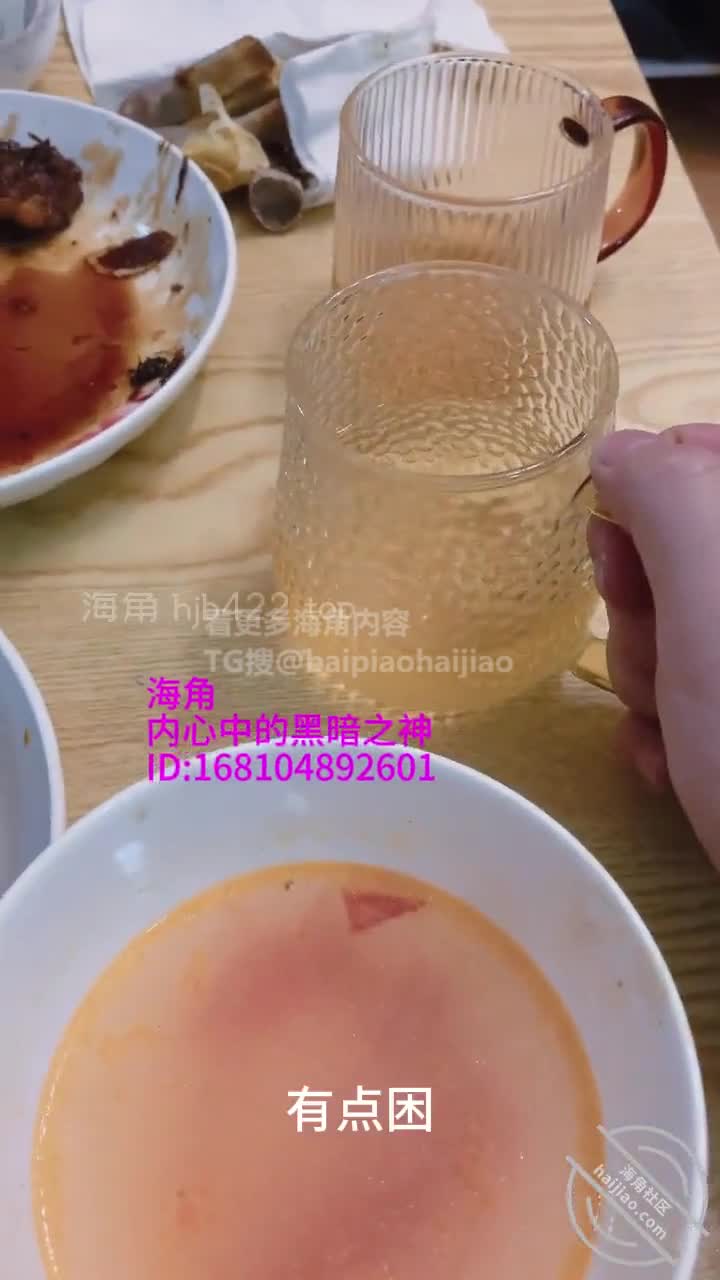 #海角社区 #内心中的黑暗之神 #兄妹 #乱伦 #剧情6 我和亲妹妹的性福生活22 车震内射 差点被路人发现! ! 7 我和妹妹的性福生活24 电竞酒店的黑白丝诱惑 评论送金币~8 我和妹妹的性福生活25 听话的女仆妹妹9 我和亲姐姐4 我终于如愿以偿, 操到了我的亲姐! 10 我和亲姐姐7 和亲姐和解 在爷爷奶奶的眼皮子底下操逼