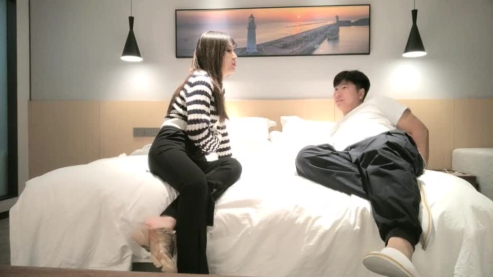小宝寻花_啪啪极品第一场_20210601查看更多VIP内容： @zhuboVIP_bot