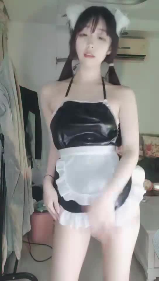 #萝莉小羊 #cos #女仆 #直播 #裸舞 #自慰 #高颜值