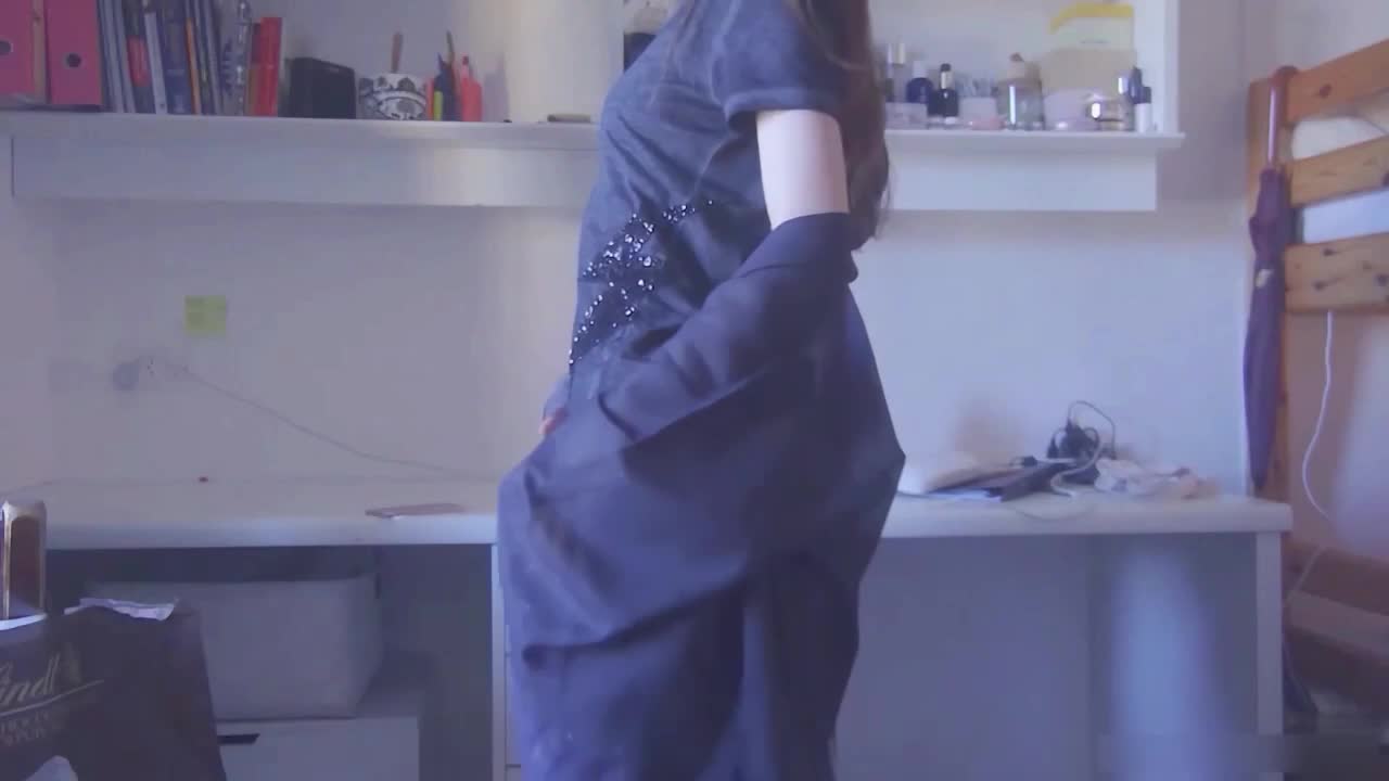 白皙的肌肤、紧实的蜜臀、可爱的小乳晕 [少女的美丽酮体] #少女