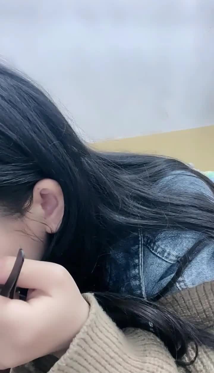 真实美骚妇良家日常  #超熊的十三 户外直播诱惑，狠狠被内射 #主播 #直播内群更新: 37V 37G 40H