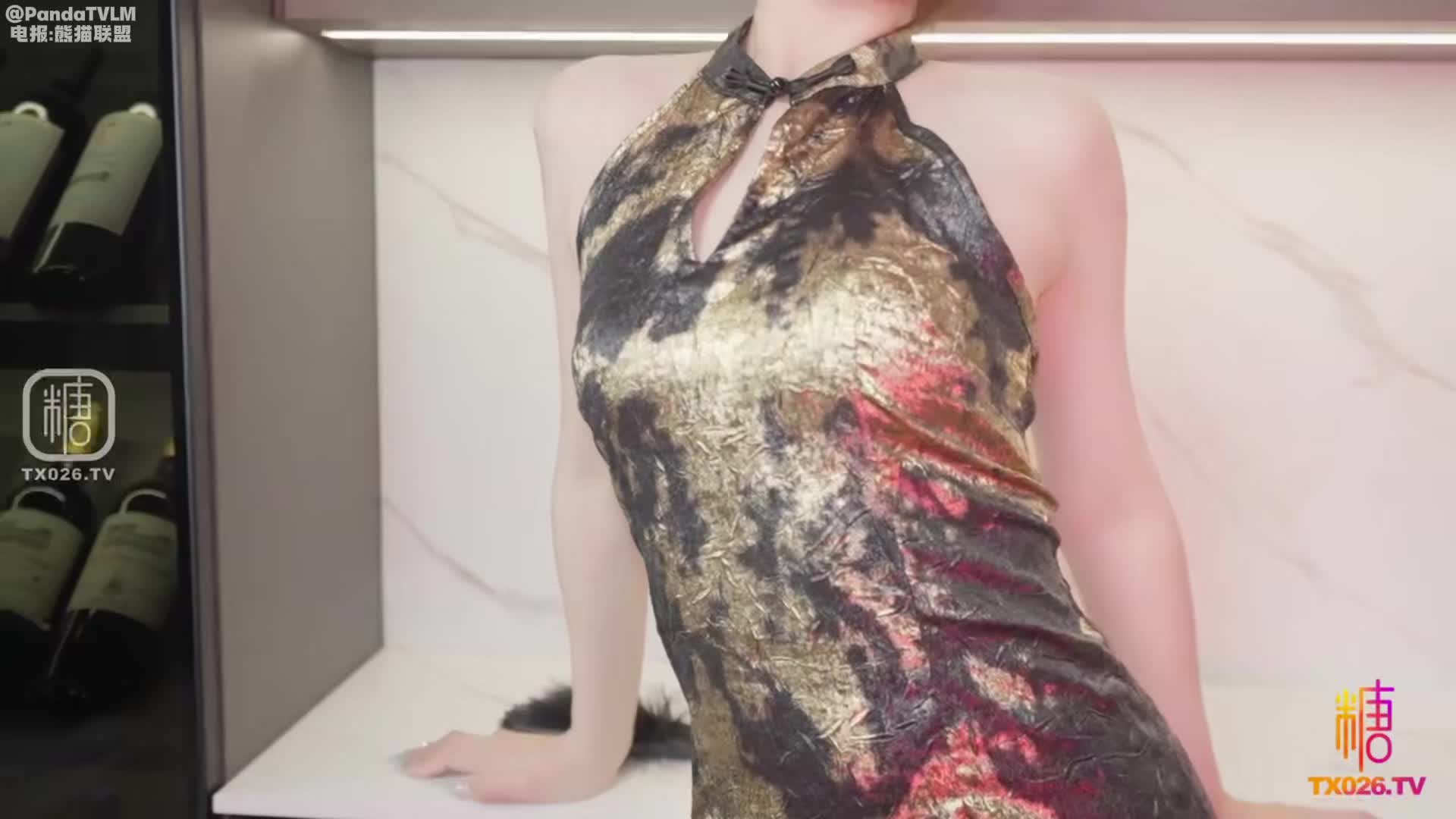 桥本香菜 桃色陪酒女 酒吧猎艳 欲望菜菜酒吧肉根疯狂狩猎 桌子下舔脚 黑丝足交