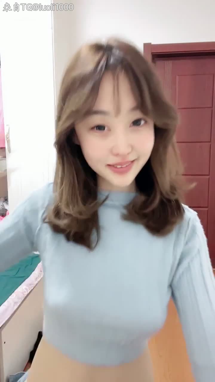 在校学生妹兼职直播大尺度反差