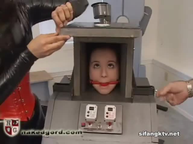 #Bmxsm #BDSM #胶衣 群友要的系列！！这个有点老但是在胶衣里算是经典了。也是我发过最多的一共1120个视频后面再有我继续找剩余视频已发大神群，进群联系我哦！进群想看谁的合集私聊我，我在另外找出来发！查看置顶信息进群看全集哦！