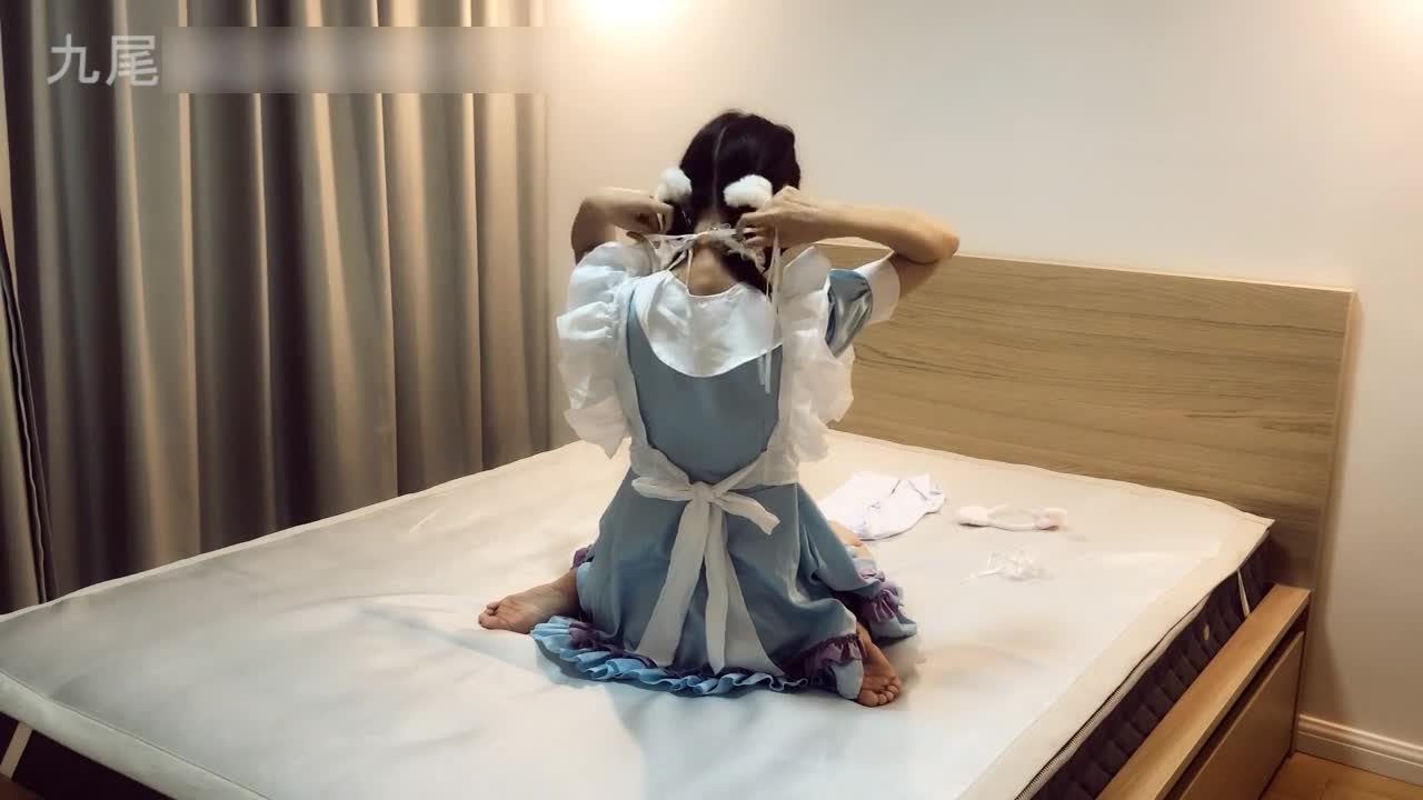 #九尾少女 #捆绑 #调教 #萝莉 绑起来的小萝莉任你输出爱了爱了， 剩余部分整理好后发大神群欢迎查看置顶信息进群哦！查看置顶信息进群看全集哦！