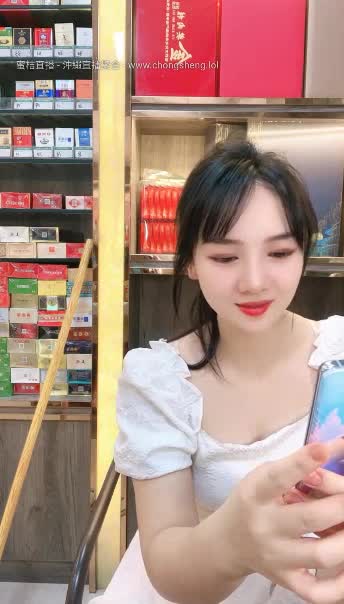 #妍宝 #反差 #自慰 #精选黄播 找了个挺有意思的主播给大家看看！全集视频搞来了都在我的俱乐部里面！欢迎大家加入！想看什么进俱乐部后告诉客服只要有肯定包你满意！！！查看置顶信息进群看全集哦！