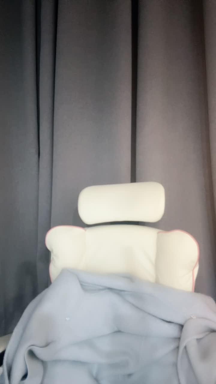 #取越 #萝莉 #反差 #精选黄播 娃娃脸的妹子就是好看！全集视频搞来了都在我的俱乐部里面！欢迎大家加入！想看什么进俱乐部后告诉客服只要有肯定包你满意！！！查看置顶信息进群看全集哦！